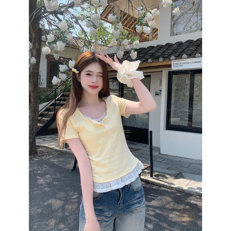 

Summer 2026 Plus-Size Women s Sweet Style Lace Patchwork Two-In-One Short Sleeve T-Shirt 2XL брудно-білий