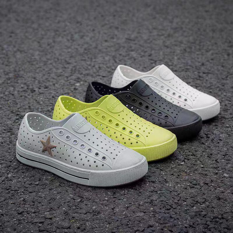 Yuzhihao Summer Unisex Fashionable Hollowed-Out Rain & Casual Shoes