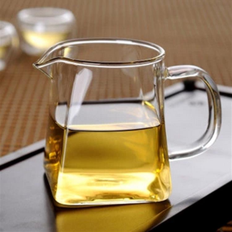 Transparent Glass Gong Dao Bei Tea Dispenser - High Borosilicate Flower Cup