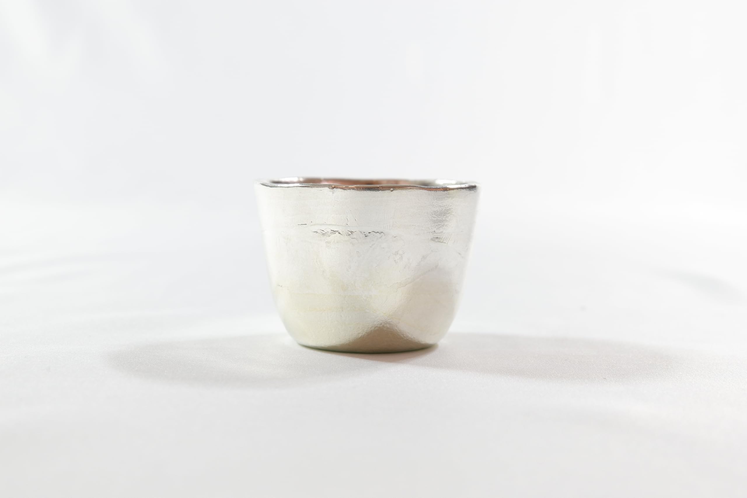 Металлическая чашка для саке DekiTech, Чашка для саке, Токкури, Чашка для холодного саке, Японское саке, Подарок, Презент, Кемпинг, Отдых на природе, Туристическое снаряжение, SUZUCO