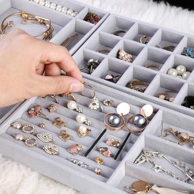 Plateau Boîte à Bijoux Organisateur d'Ornements Porte-Boucles d'Oreilles Mode Boîte à Bijoux Rotative Accessoire de Bijoux Rangement Bracelets Bagues