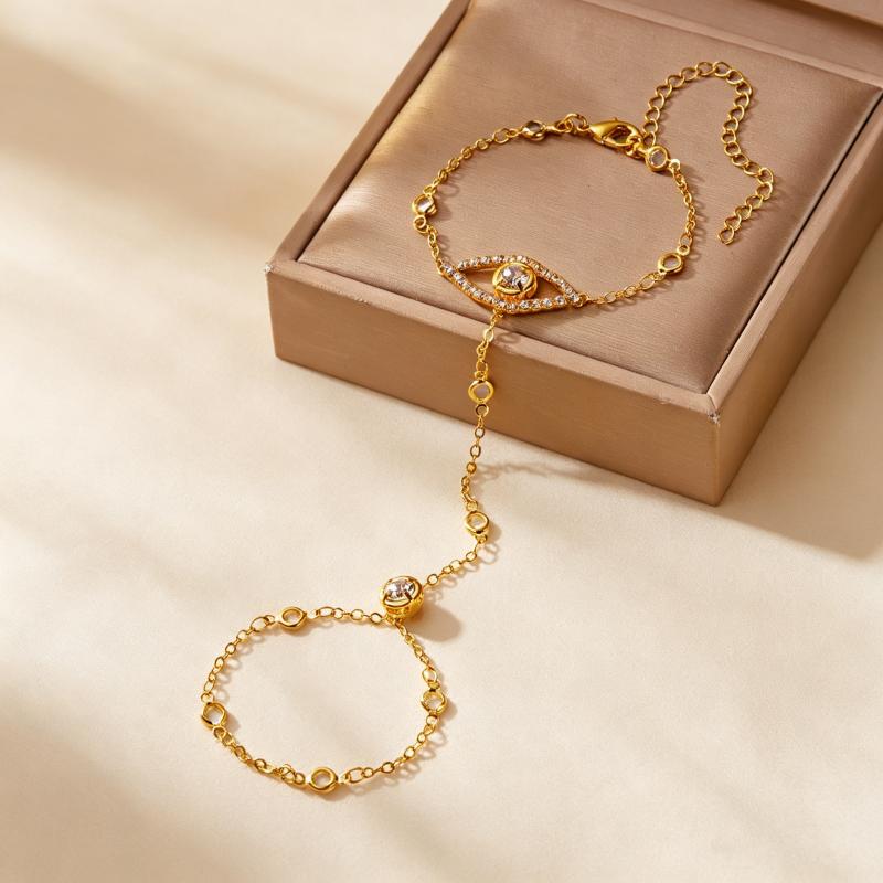 French Vintage Eye Copper Zirconia Finger Chain Women'S Elegant Design Ring Bracelet Luxury Fashion Hand Jewelry Gift