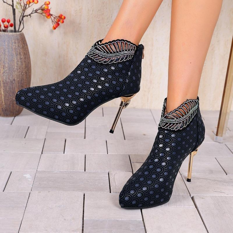 Pointed Toe Autumn and Winter High Heels Temperament Fashion Fashion Plus Size Rhinestone New Booties
