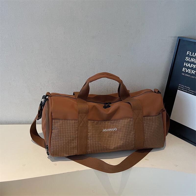 

Versatile Lightweight Travel & Gym Duffle Bag