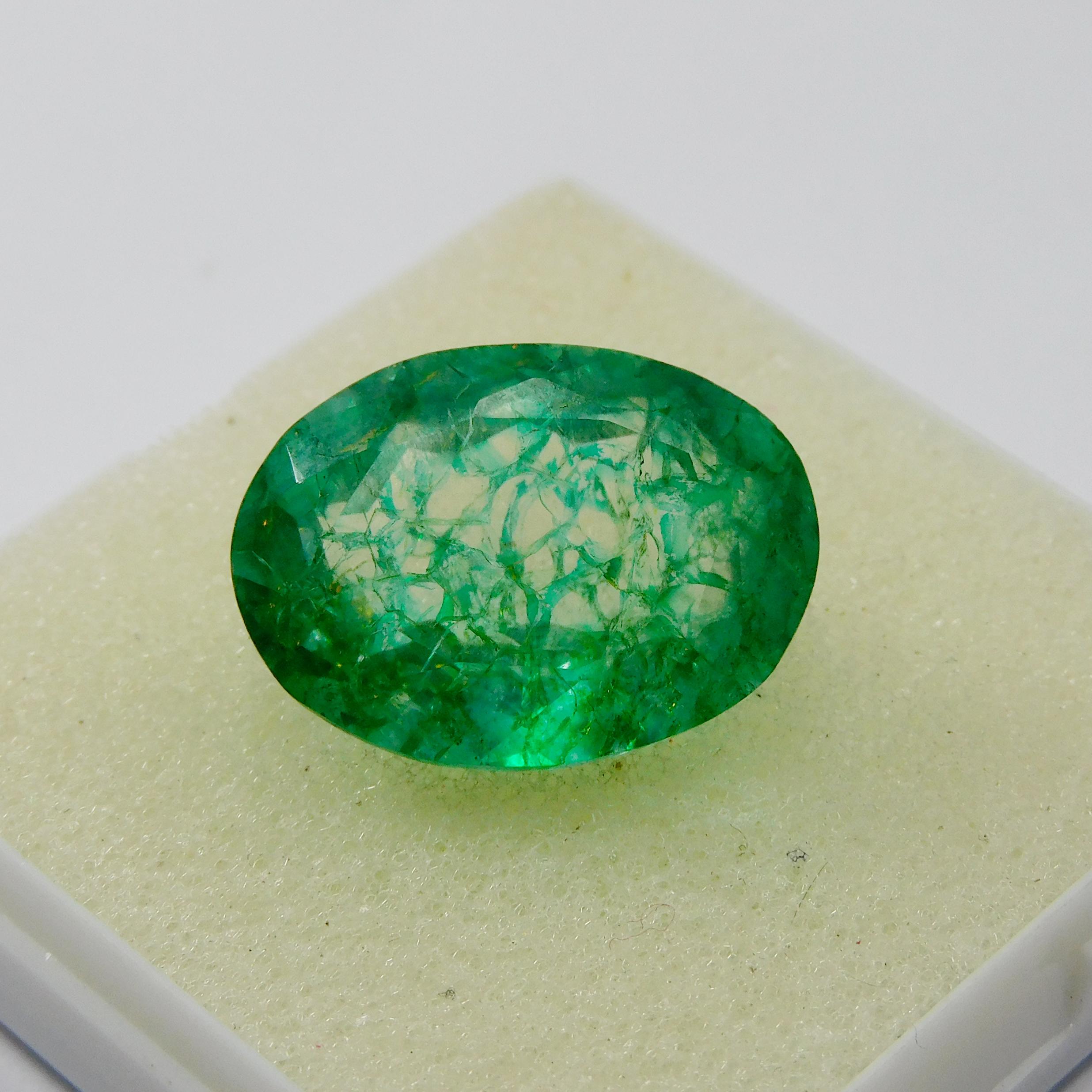 

Natural Zambia Green Emerald 19.40 Carat Loose Gemstone CERTIFIED Oval Cut M-150-S 20.8 mm approx зелений