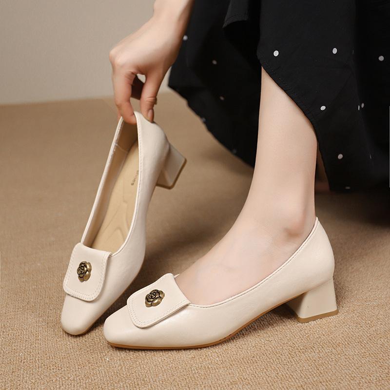 Retro camellia single shoes women's spring and autumn new fashionable versatile not tired feet pedal fashion single shoes