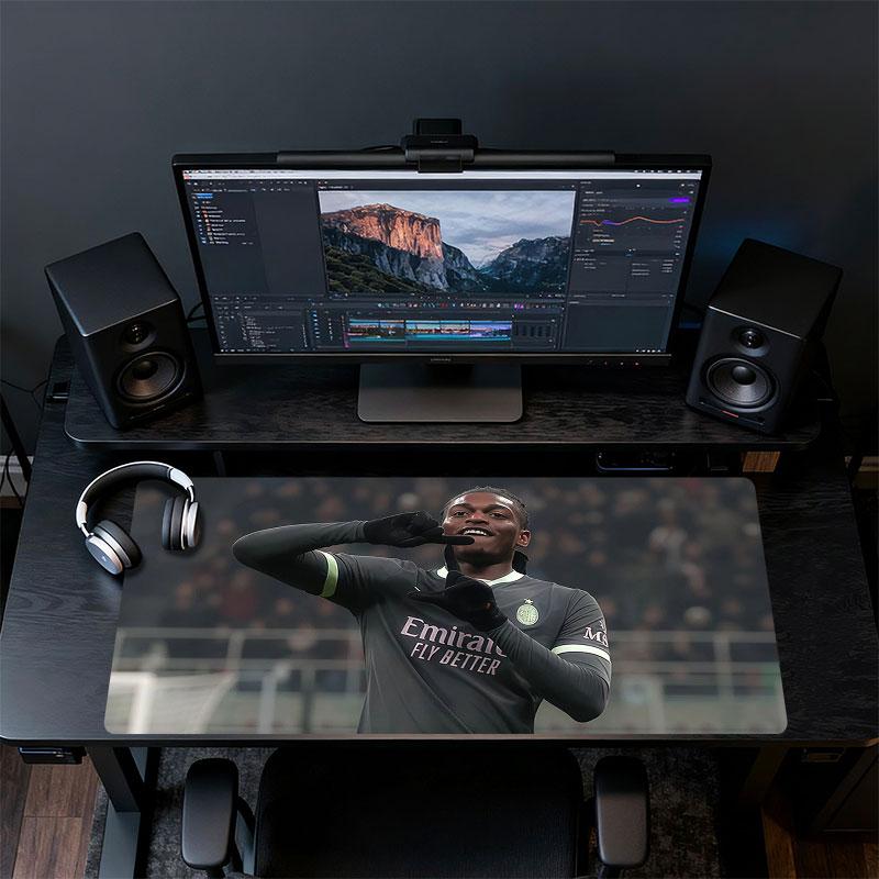 Rafael Leao Mouse Pad, Large Gaming Desk Mat, Non-slip XXL Mousepad for Laptop & Tablet, Mini PC Playmat with Stitched Edges