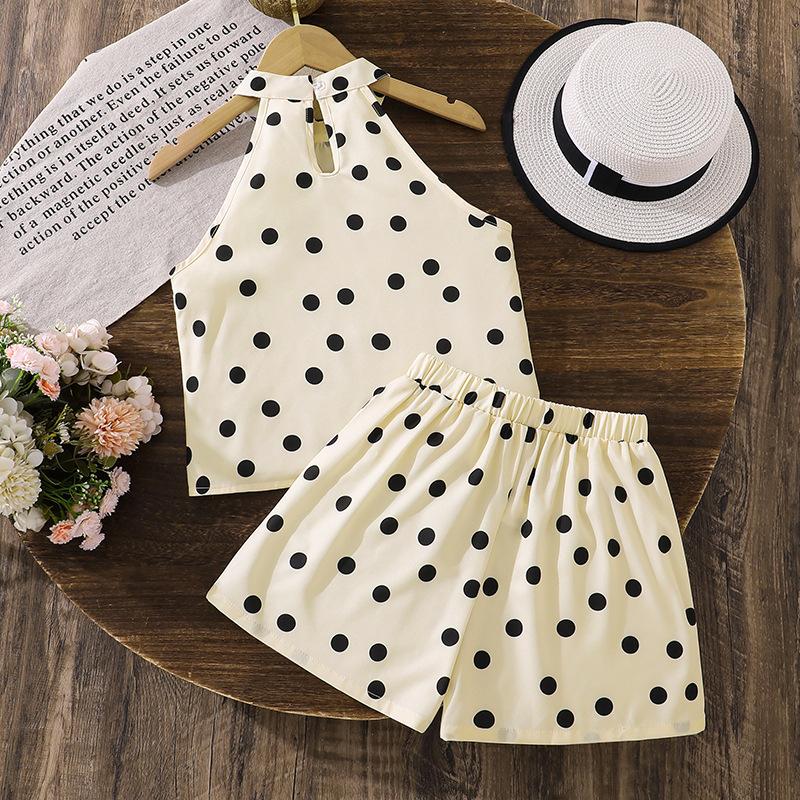 Girls' Fashionable Outfit - Summer Children's Casual Polka Dot Neckless Sleeveless Top and Shorts Set