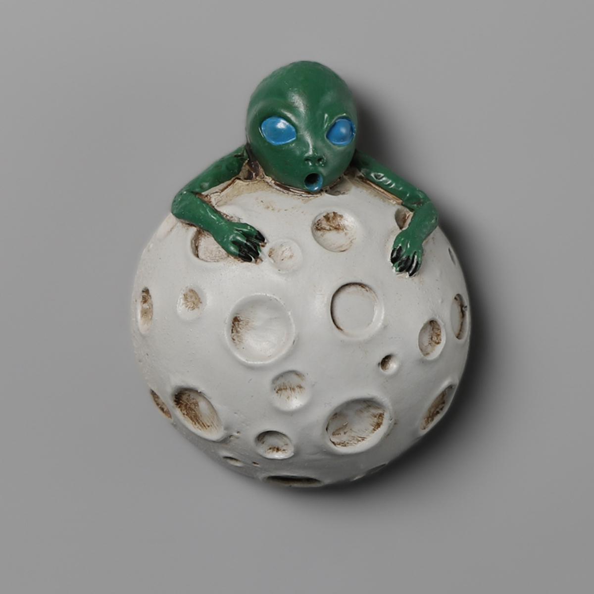 

Refrigerator Magnetic Universe Kitchen Fridge Magnets Board Stickers Message Sticker Note Holder Moon&Alien