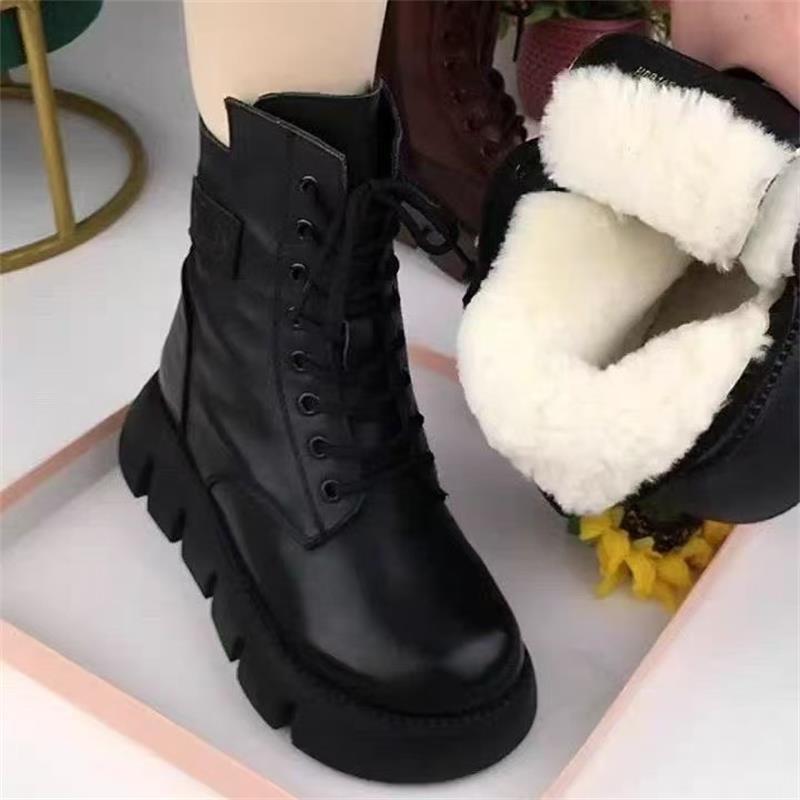 Non-slip velvet thickened warm snow boots autumn and winter new casual soft leather cotton boots lightweight Martin boots