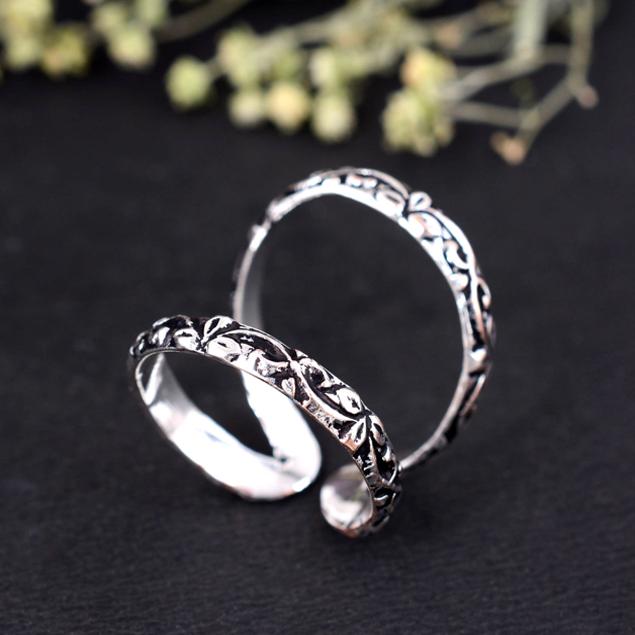 Oxidized Sterling Silver Double Band Ring | Adjustable Floral Scrollwork Wrap Ring | Unique Two-Finger Boho Statement Jewelry