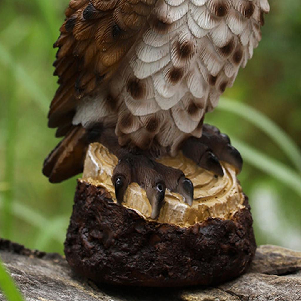 Resin Owl Statue Fake Owl Outdoor Sculpture Creative Ornament Animal Sculpture Lawn Yard Decor for Garden Living Room Office
