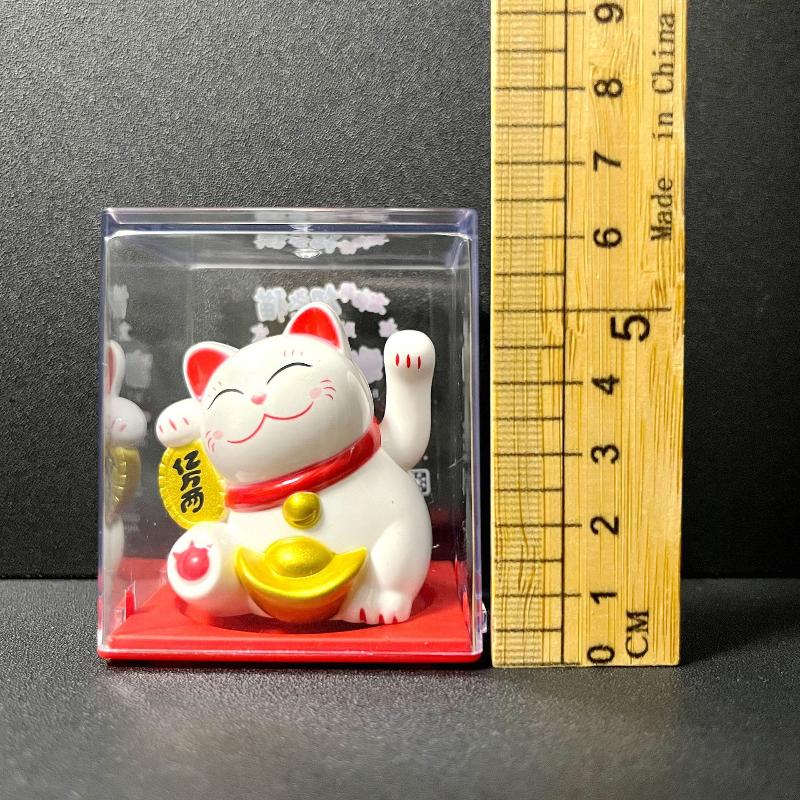 1 Pcs 2 Inch Mini Movable Claw Lucky Cat Ornament Solar Powered Cute Decor for Car Dashboard Living Room Desk Gift
