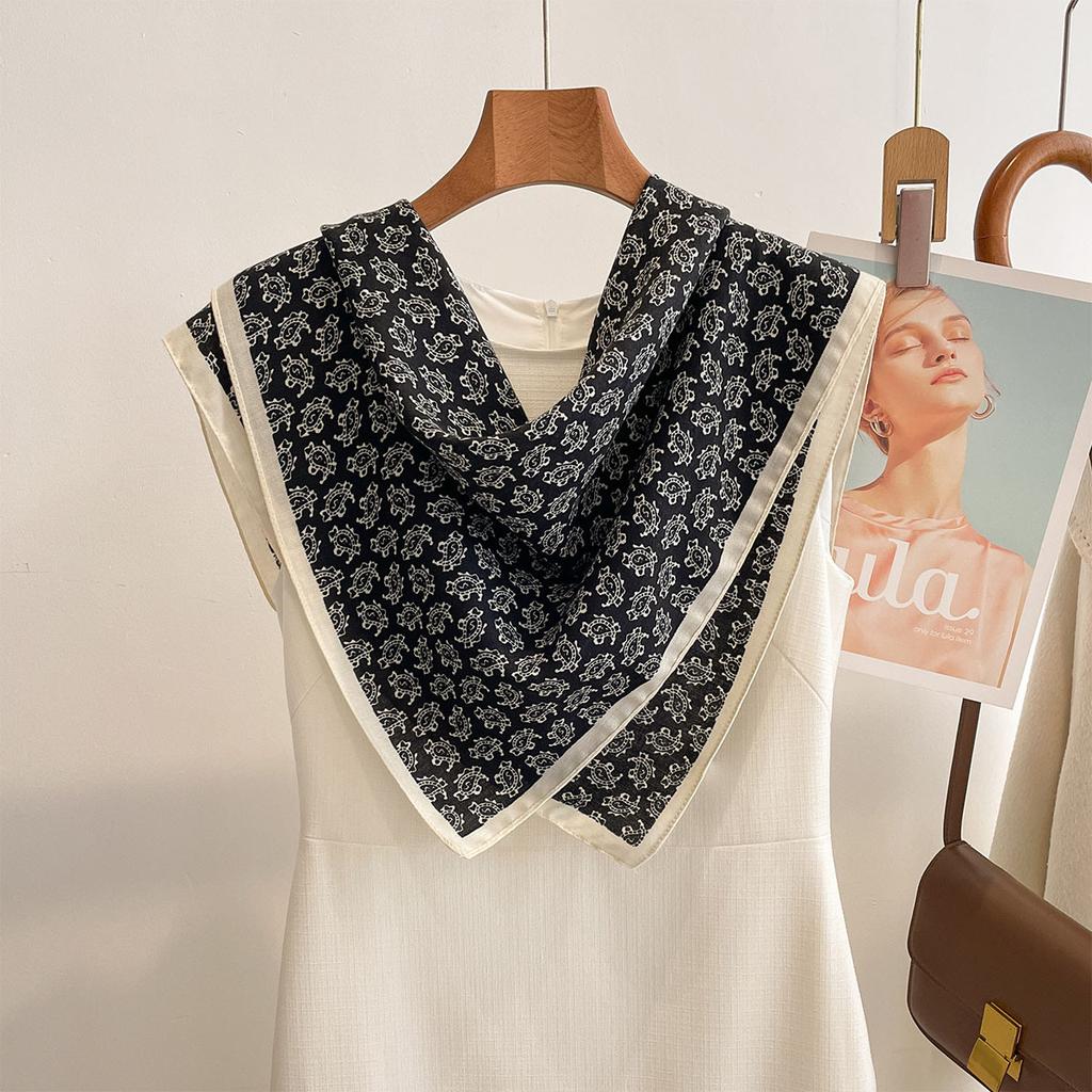 Retro European and American style cashew flower square scarf cotton and linen feel thin 71cm travel sunscreen neck protection decorative shawl silk sc
