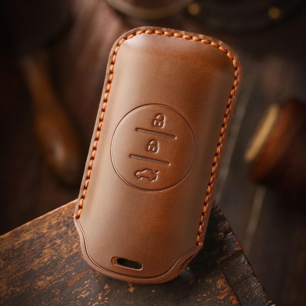 The New Retro Key Cover Is Suitable for Chery Xingtu Car Tiggo 7 Special Handmade Leather Key Bag Shell Ring.