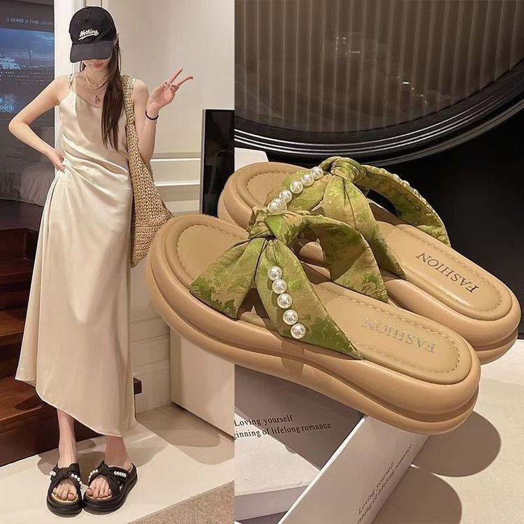 Cool Slippers Women's Summer Outer Wear 2025 New Thick-soled Casual Beaded Sandals Fashionable Versatile Chinese Style One-word Drag