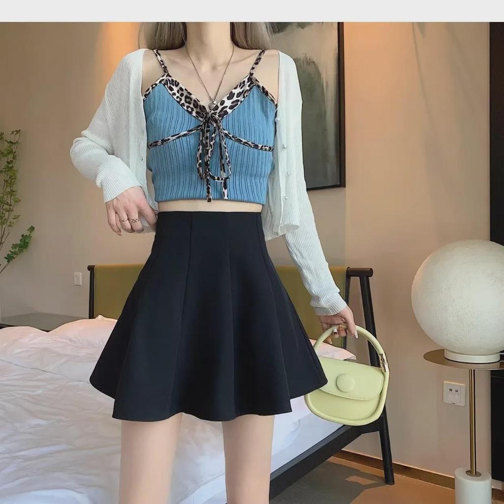 Women's Black High-Waist Fluffy A-Line Skirt - Spring 2024 Fashion