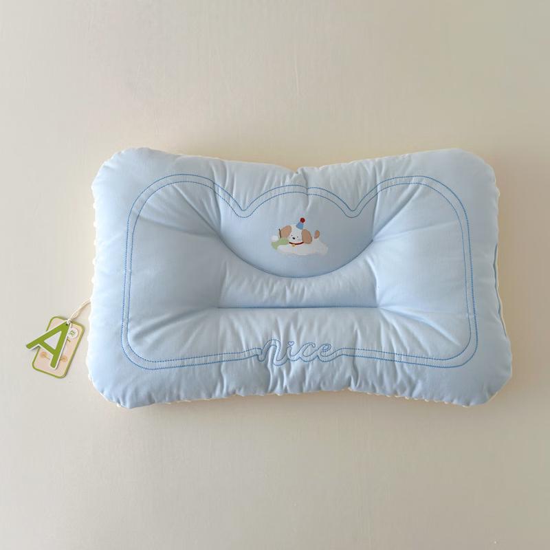 

OEING Children s Pillow