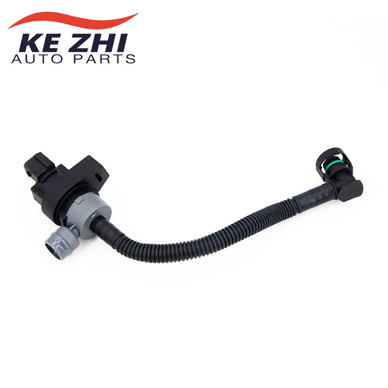 13907618643 Fuel Tank Vent Valve With Pipe For BMW E90 E91 E92 128i 328i 528i X5 15324981 13904588396 13907572234