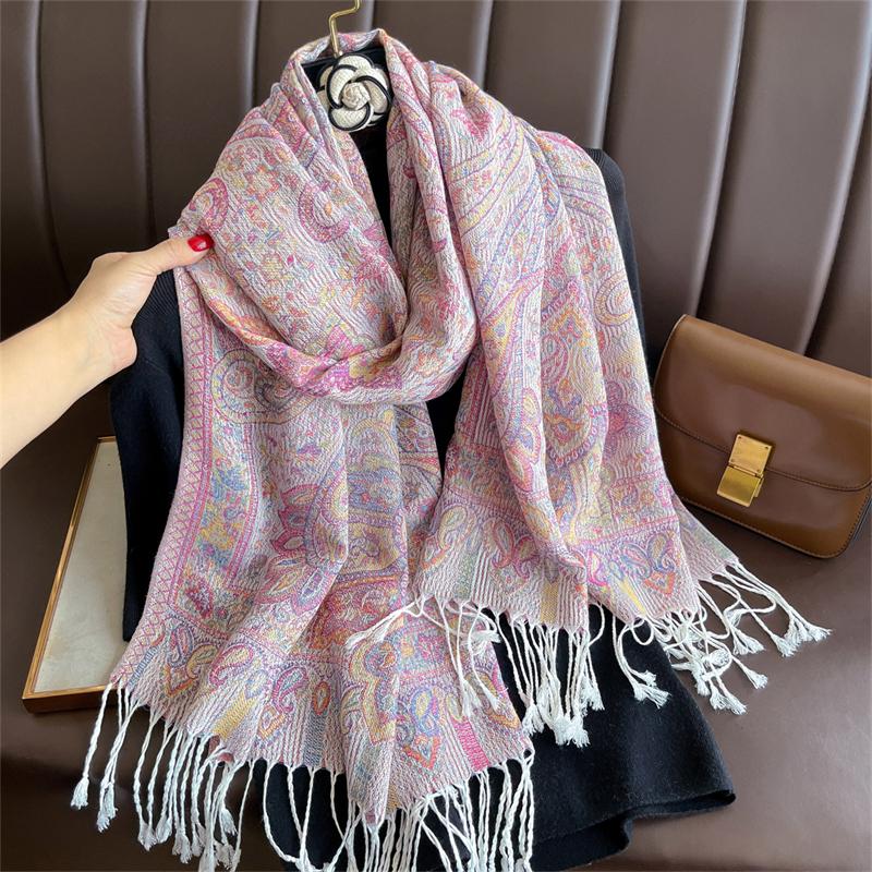 Elegante Sciarpa Autunnale Etnica in Cashmere per Donna Foulard Pashmina Jacquard Sciarpe Invernali Donna Foulard Stole Sciarpa