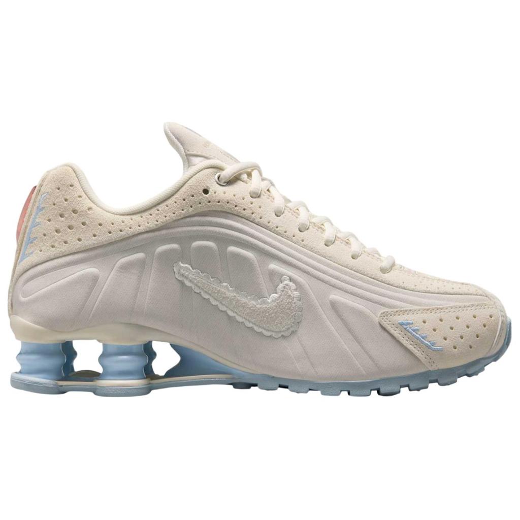 Nike Shox R4 SE Pale Ivory Verzierter Swoosh Damen Sneaker Creme Light-Orewood-Brown Celestine-Blau IH3572-110