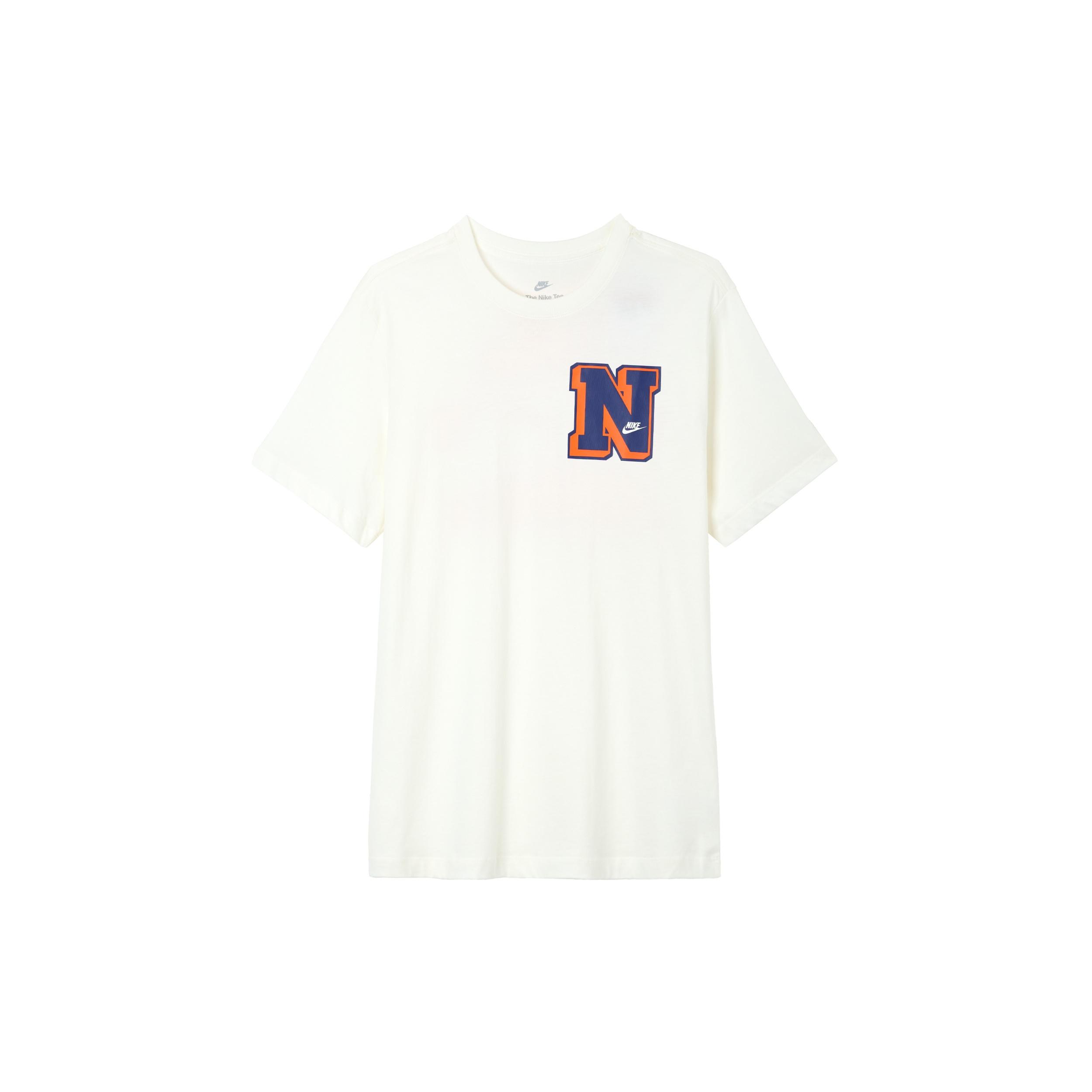 Nike Sportswear Graphic T-shirt Asia Sizing  Sail  Men s FV3773-133 L