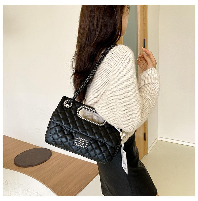 Xiaoxiangfeng pearl wrist new portable shoulder trendy fashion versatile underarm bag embroidery thread diamond grid