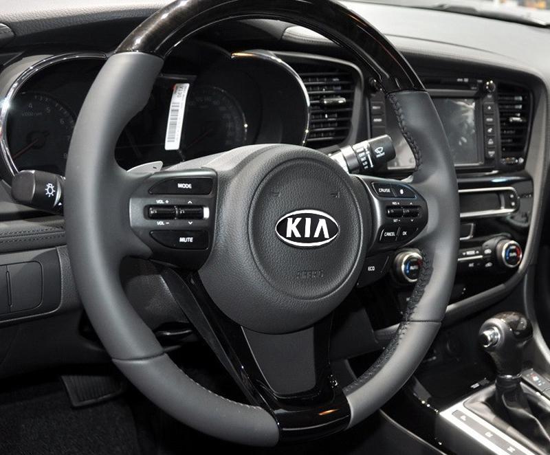 1pc Aluminum Car Steering Wheel Center Emblem Sticker For KIA Rio Ceed Sportage Cerato Soul Sorento Picanto Interior Decoration