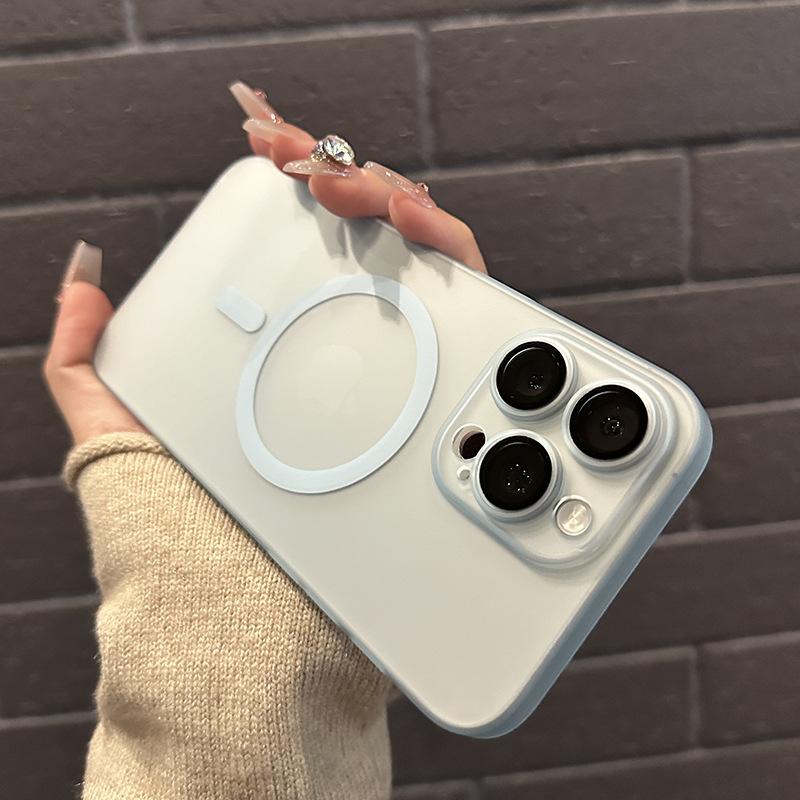 

Сверхтонкая полупрозрачная матовая пленка для объектива iPhone16, Подходит для чехла для телефона iPhone 15, Ощущение кожи, Магнитное притяжение, Защитный чехол 14 iPhone16