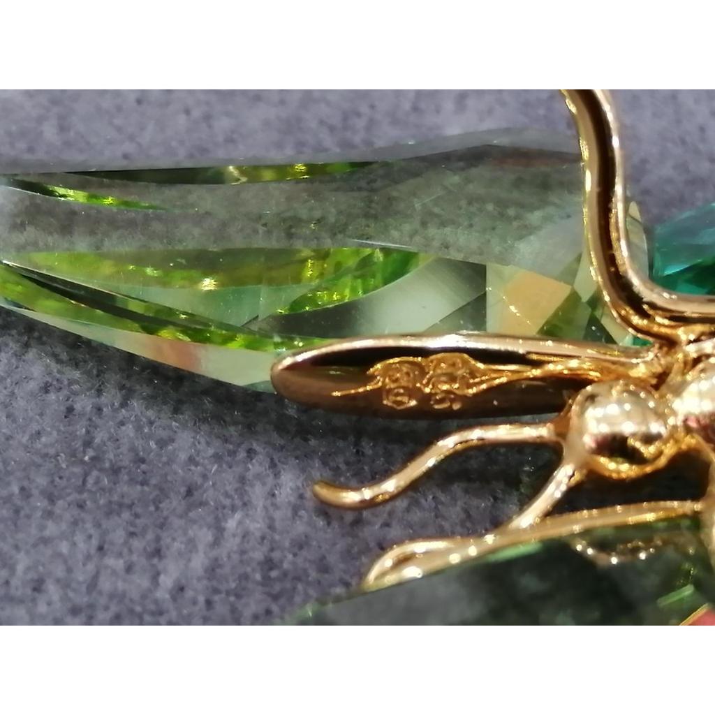 Used SWAROVSKI brooch