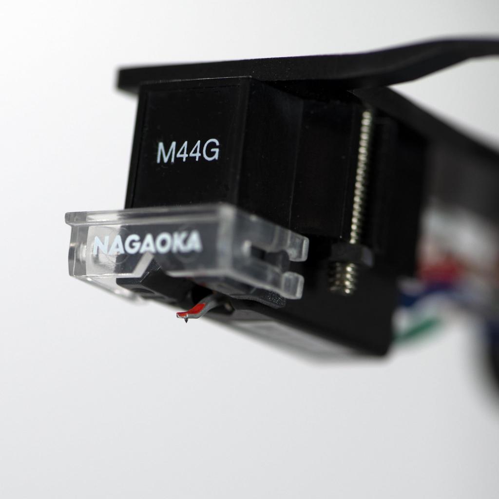 NAGAOKA Replacement Stylus DJ-44G for Shure M44G M44-7 Record Cartridges
