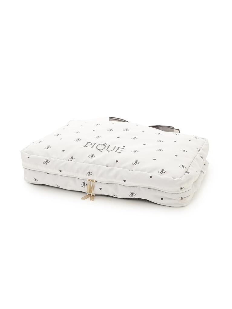 Variation Travel Pouch L PWGB262641 IVR F [Gelato Pique] Women's