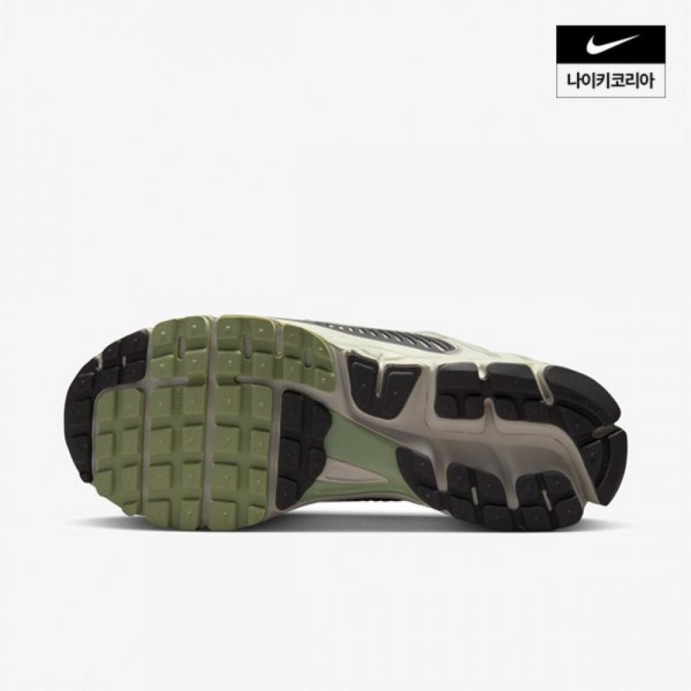 Women S Nike Zoom Vomero 5 Fb8825 001