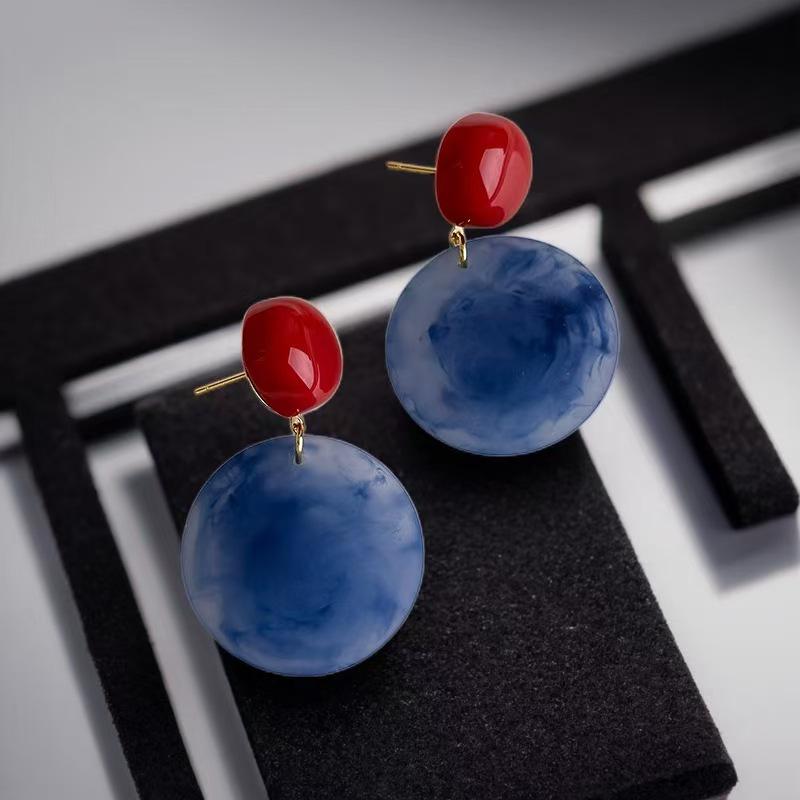 Red & Blue Circle Earrings: High-Class Hong Kong Retro Studs - Unique & Exaggerated Design