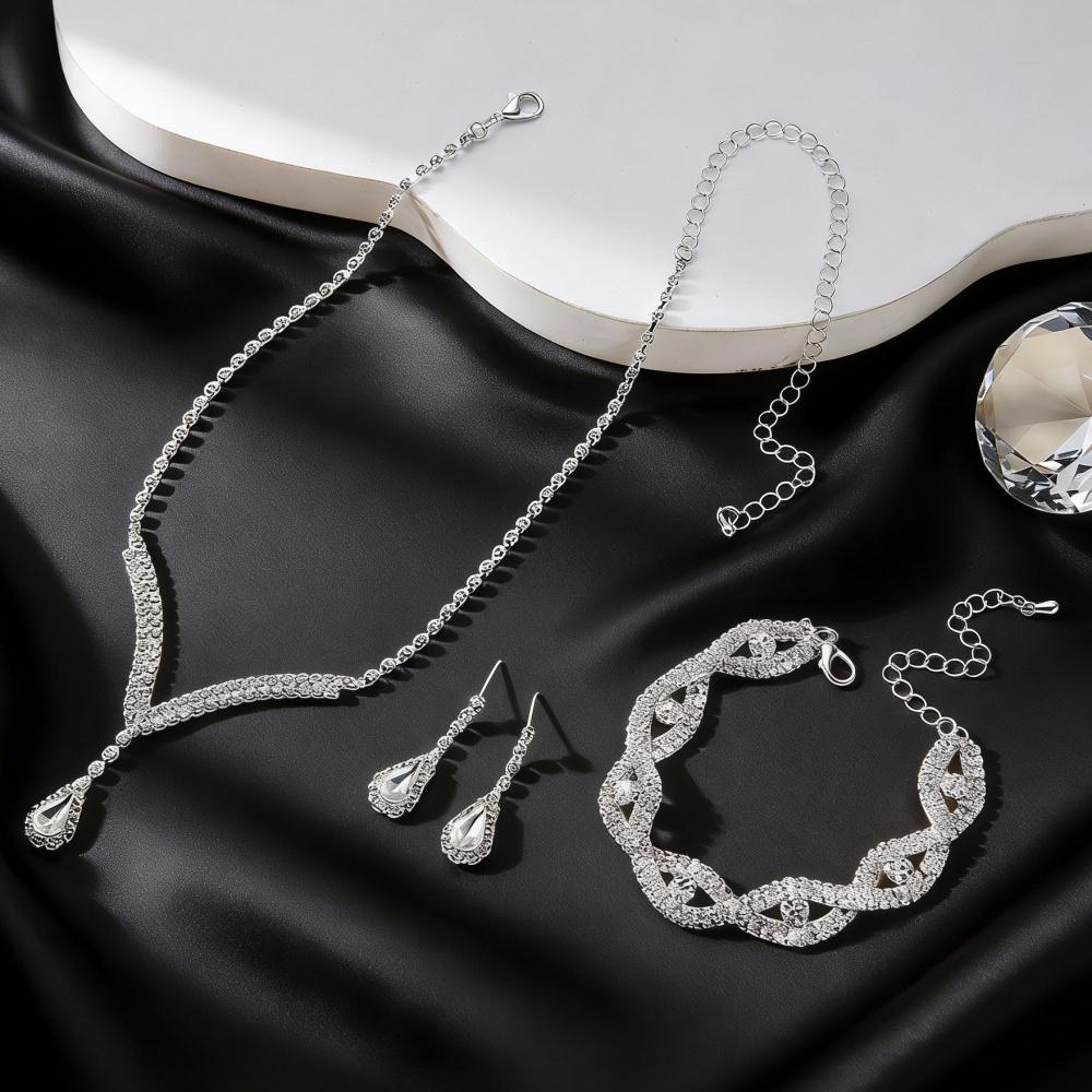 Women's Shiny Geometric Rhinestone Crystal Necklace Choker Chain Bracelet Earrings for Bride Wedding Party Nightclub Jewelry Set