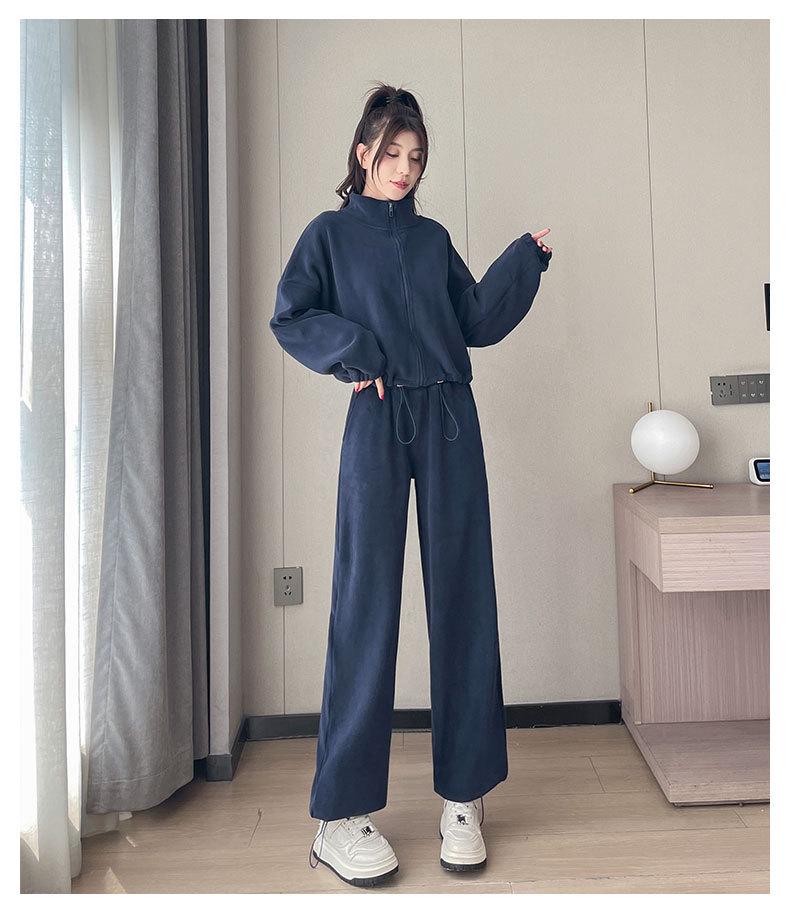 Women's 2024 Double-Sided Fleece Tracksuit: Cozy Yoga Jacket & Casual Warm Pants for Autumn/Winter Fitness.