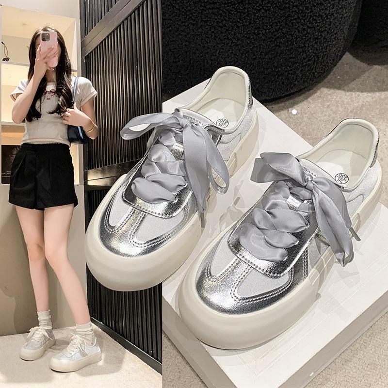 Little White Shoes Women's Autumn 2025 New Thin Breathable Moral Training Shoes Heightened Thick-soled Splicing Satin Casual Board Shoes