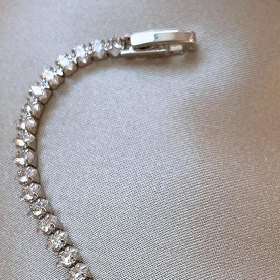 Zirconia Cubic Bracelet for Women Tear Drop Shaped Rhinestone Bracelet Wedding Bridal Jewelry for Anniversary Birthday Valentine's Day