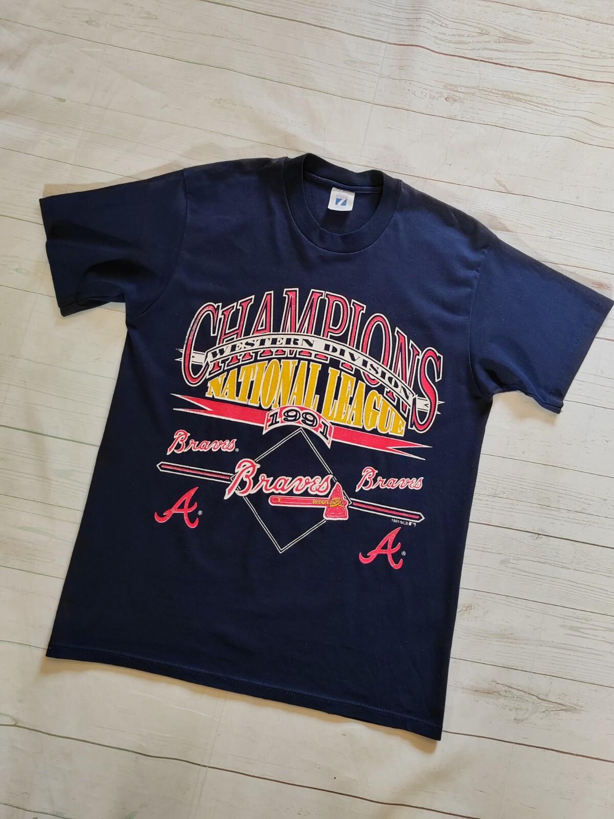 Logo 7 Vintage 90s Atlanta Braves Men s Baseball Navy Blue Size Medium Unisex T-Shirt XL