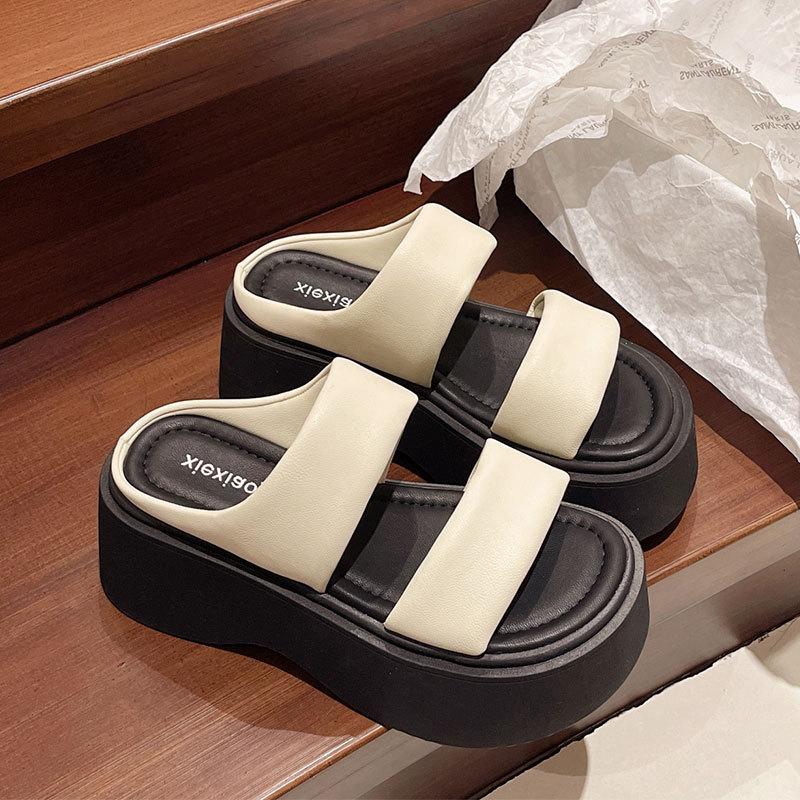 Thick-soled high-heeled small man cool slippers women's summer wear 2025 new Internet celebrity super hot fashion with skirt beach shoes