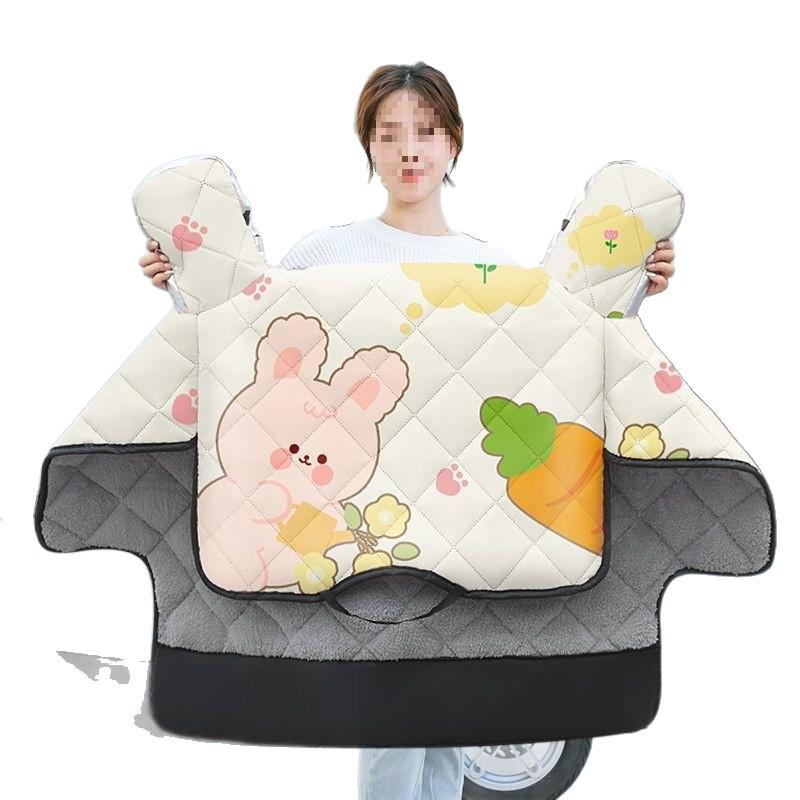 Fleece-Lined Waterproof Winter Windshield for Electric Motorcycles with Cartoon Design