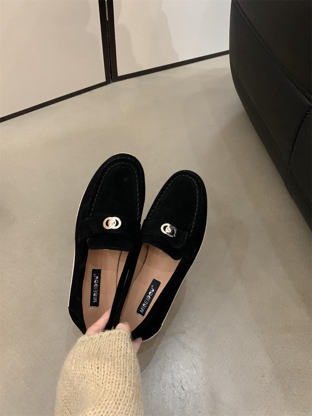 Retro casual versatile flat-soled loafers one-pedal lazy shoes soft-soled commuter shoes Doudou shoes 35