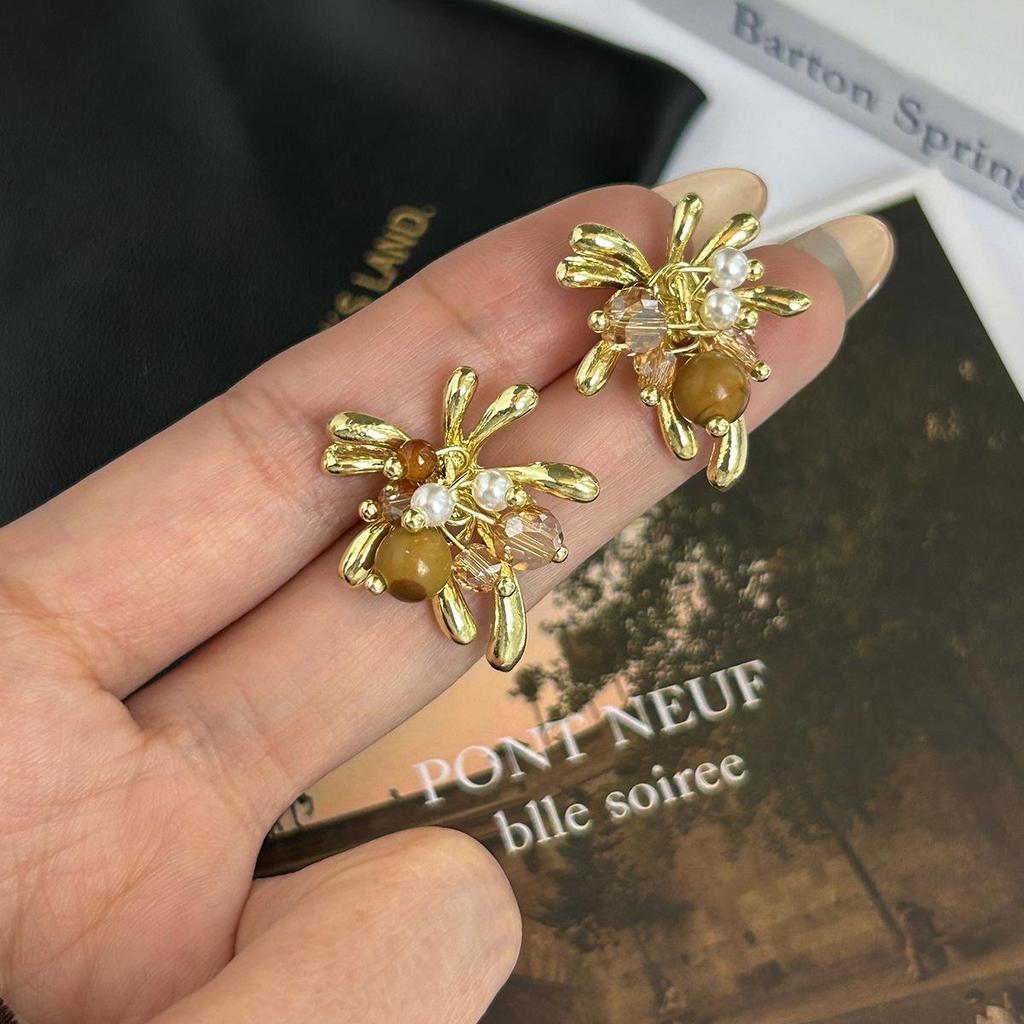 Maillard Coffee Color Silver Needle Earrings: Autumn & Winter French Inspired, Literary Style, Fashionable & Versatile Studs for Women