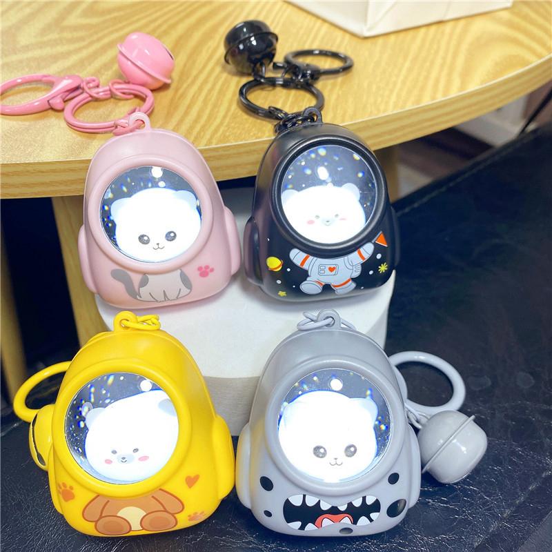 1Pc Ours Dessin Animé Animal Porte-clés Cadeau Chat Sac À Dos Lumières Porte-clés Style Coréen Mignon Sac Charme Sac À Dos Pendentif