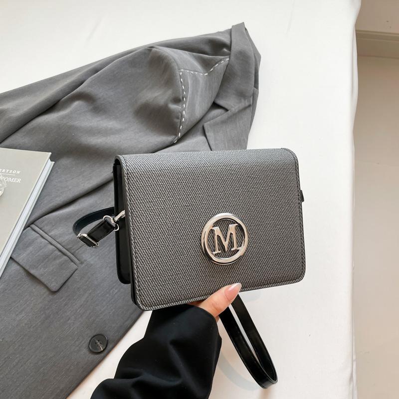 Crossbody Bag 2025 Retro Personality Women's Foreign Style European and American Fashion Niche Design Women's Bag New Shoulder Small Square Bag