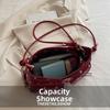 Schnalle Gepunktete Umhängetasche Herzanhänger Crossbody-Tasche Individuelle Quadratische Achseltasche Pendeln