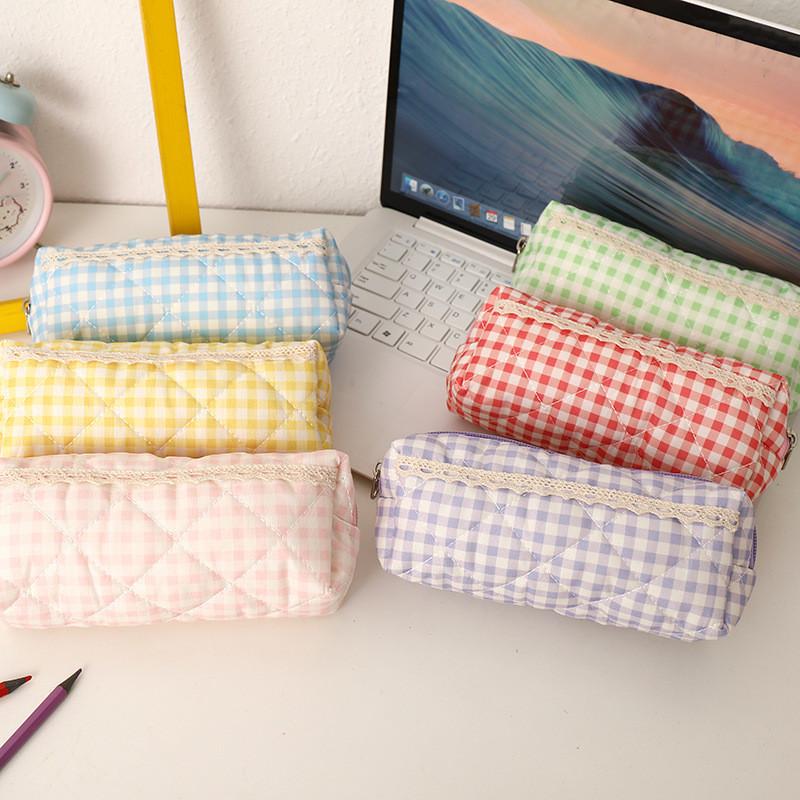 Student Pencil Case With Large Capacity And Durable Polyester Fabric For School Supplies Storage
