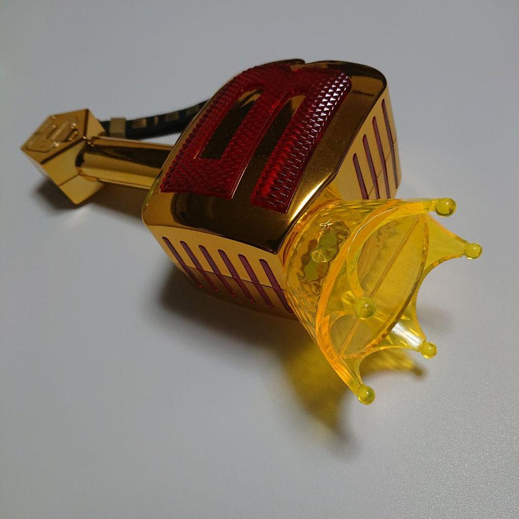 [USED] BIGBANG Gold Light Stick with Crown