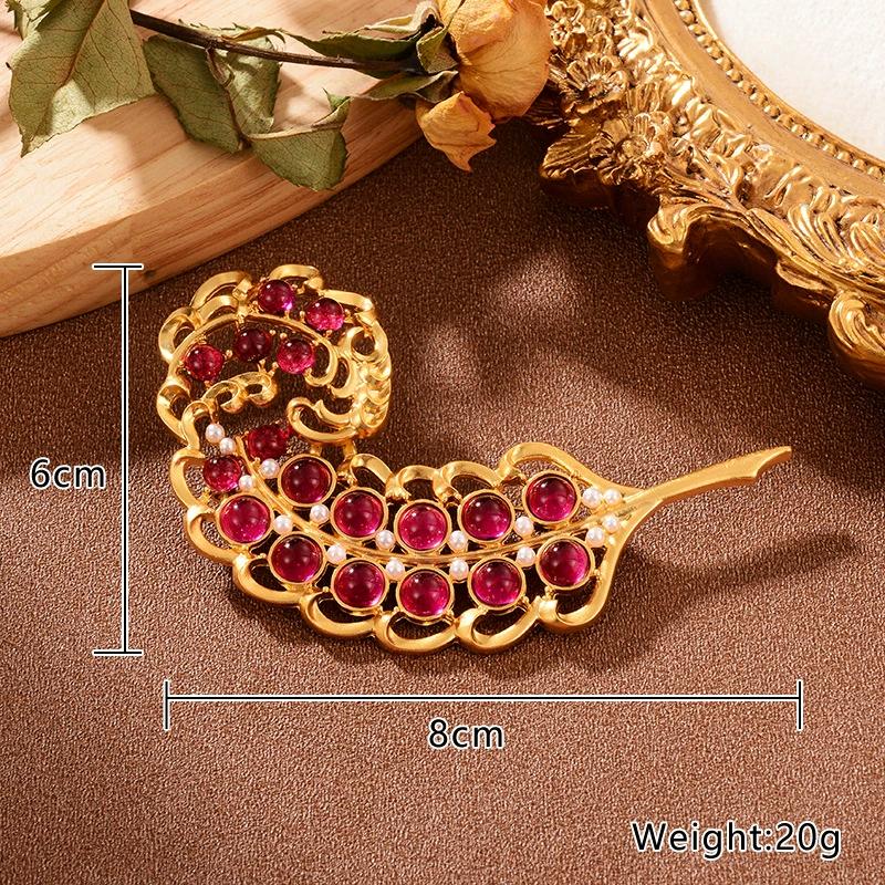 SKEDS French Vintage High-end Brooch Upscale Niche Exquisite Personalized Retro Suit Luxury Pin for Women Men Banquet Jewelry