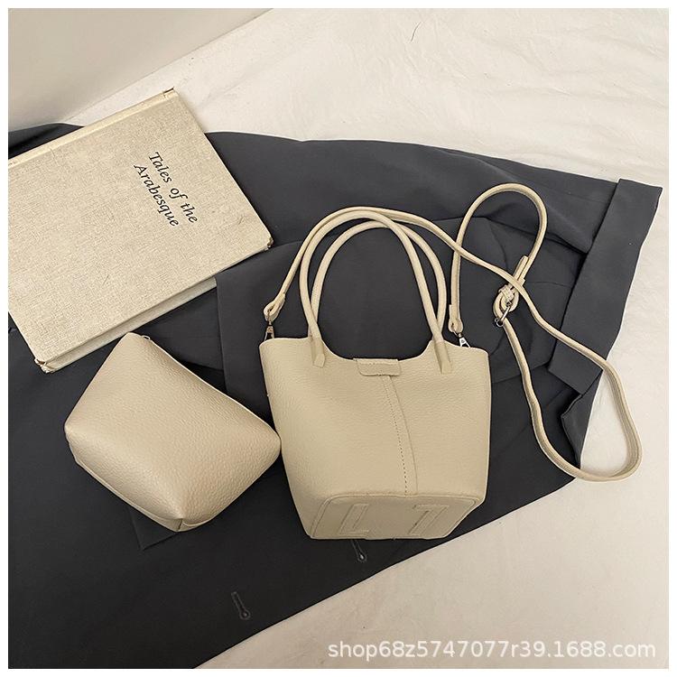 This Year's Popular Bucket Bag Women's Large-capacity 2025 New Foreign Casual Crossbody Handheld Mother and Child Bag